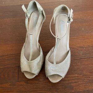 Elegant Candies Rhinestone Women’s Heels 8M